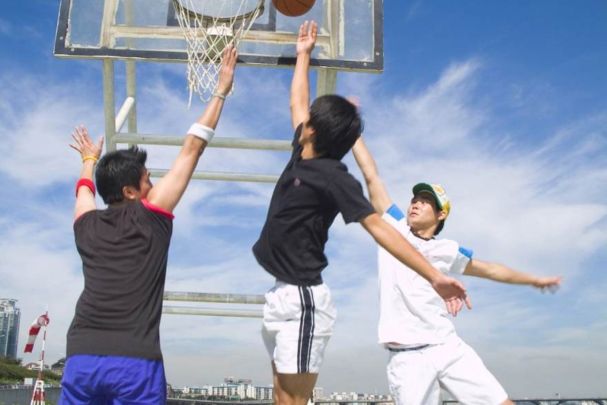 必一运动 2026-2027赛季观赛指南：五大联赛与NBA赛程节点盘点